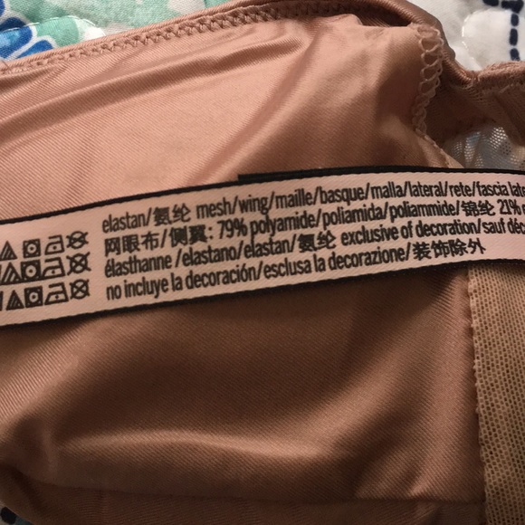 VICTORIAS SECRET SILK BRALETTE - Picture 4 of 4